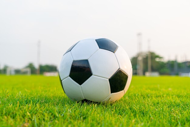 新世俱杯2025赛制：足球盛宴的全新篇章